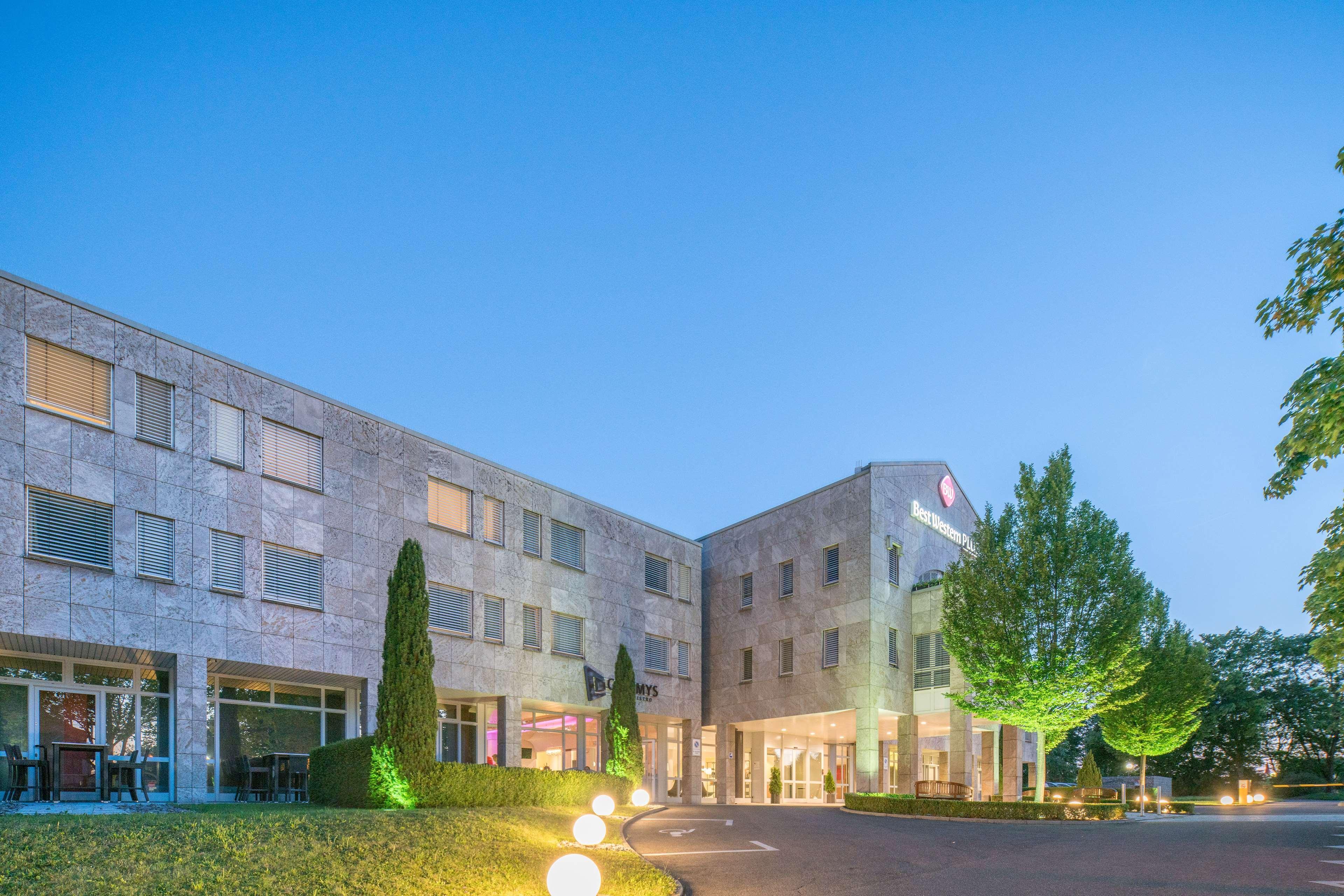 Best Western Plus Hotel Fellbach-Stuttgart Εξωτερικό φωτογραφία